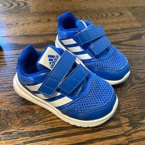 Adidas shoes boys size 6